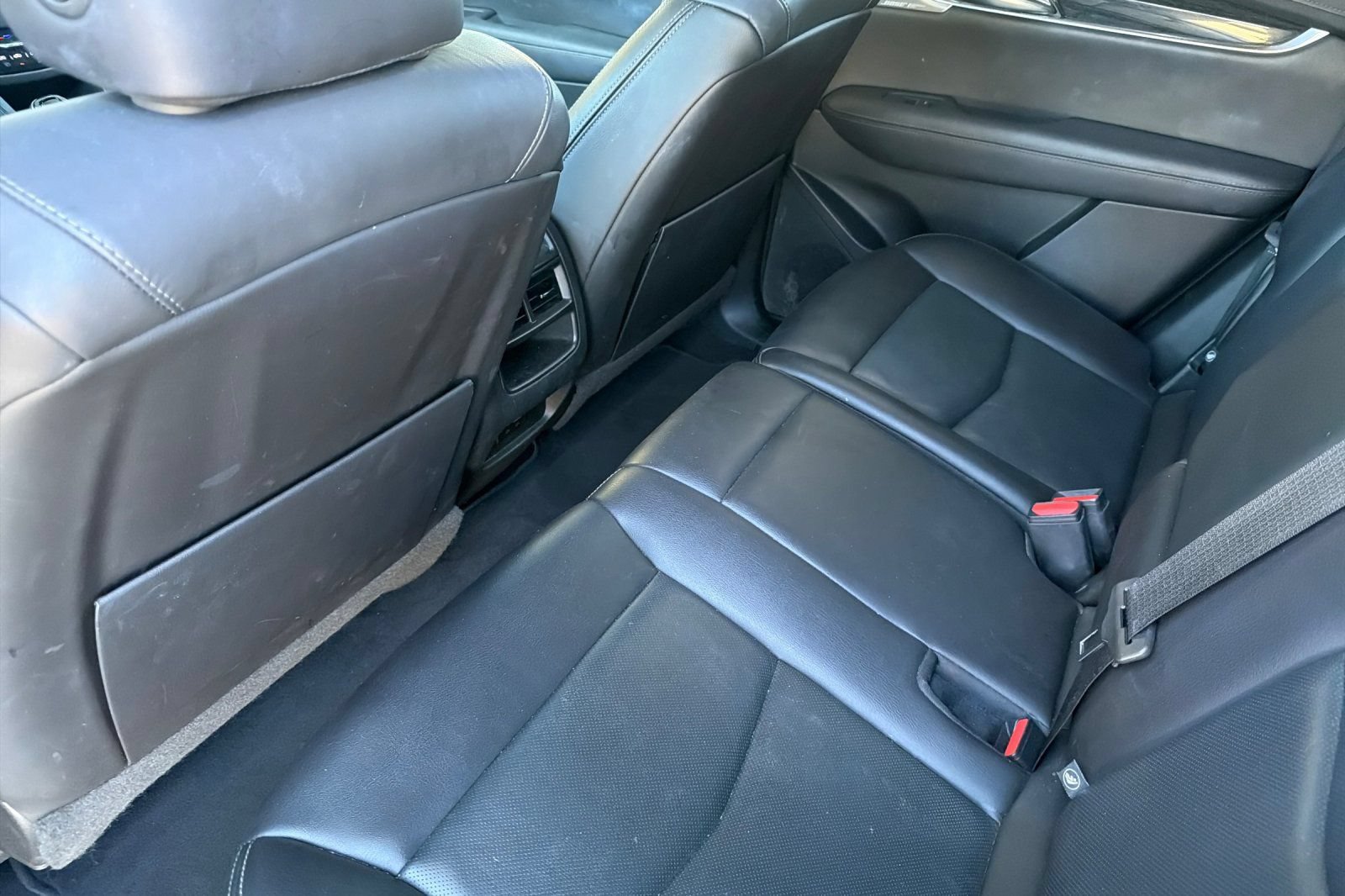 Used 2023 Cadillac XT5 Premium Luxury FWD image 12