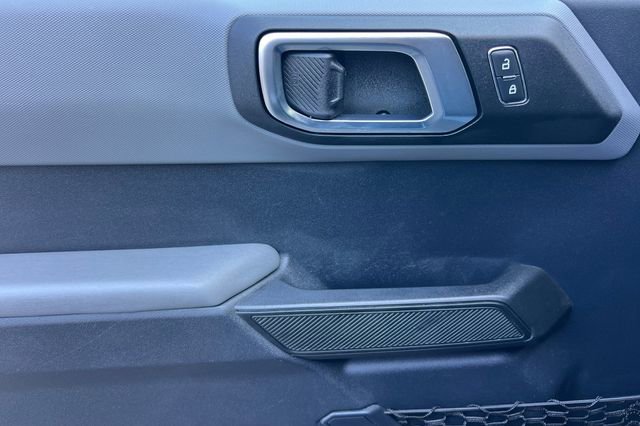 Used 2022 Ford Bronco Big Bend image 11