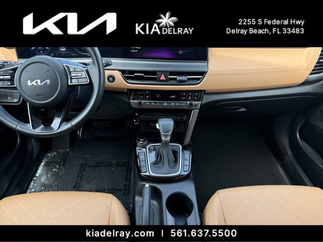 Certified 2024 Kia Seltos EX FWD image 12