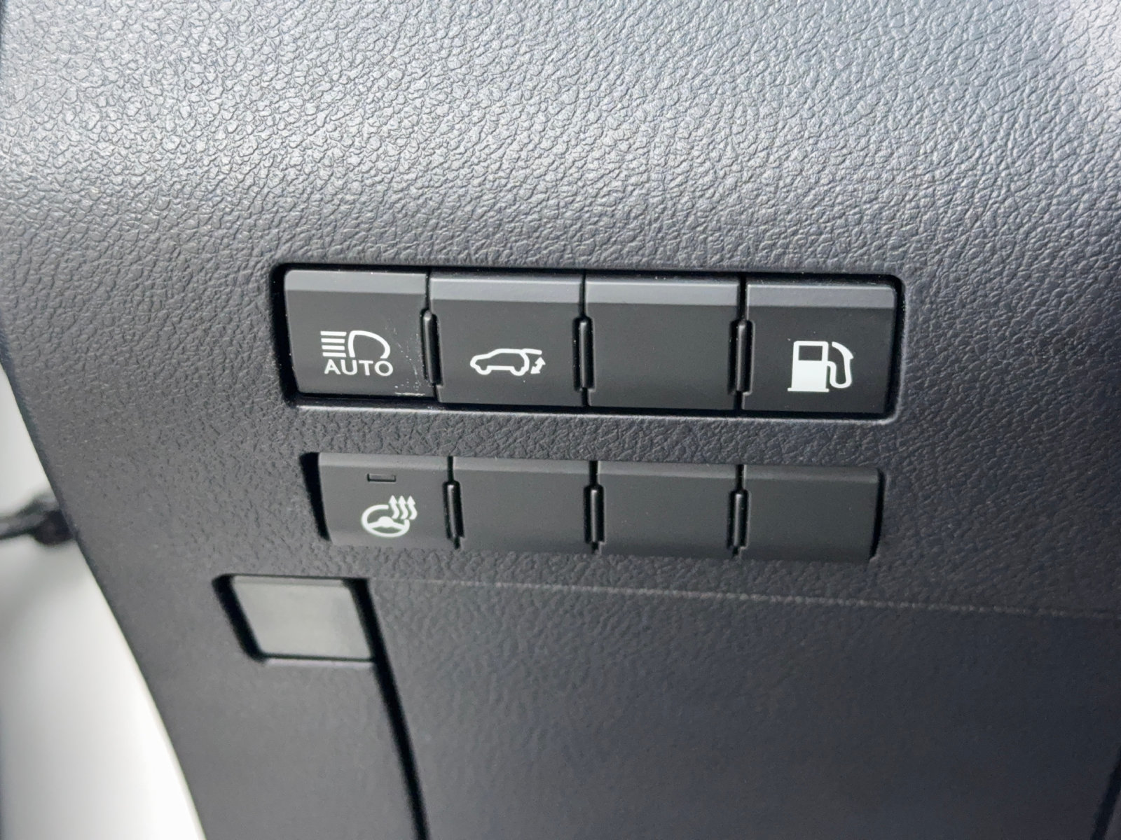 Used 2018 Lexus RX 450h AWD w/ Premium Package image 38