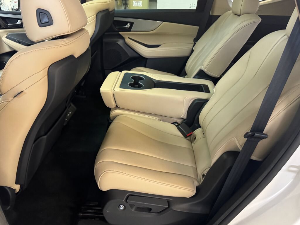 Certified 2023 Acura MDX SH-AWD image 39