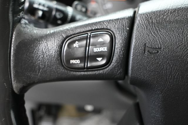 Used 2005 Chevrolet Silverado 2500 LS w/ Heavy-Duty Power Package AWD/4WD image 33