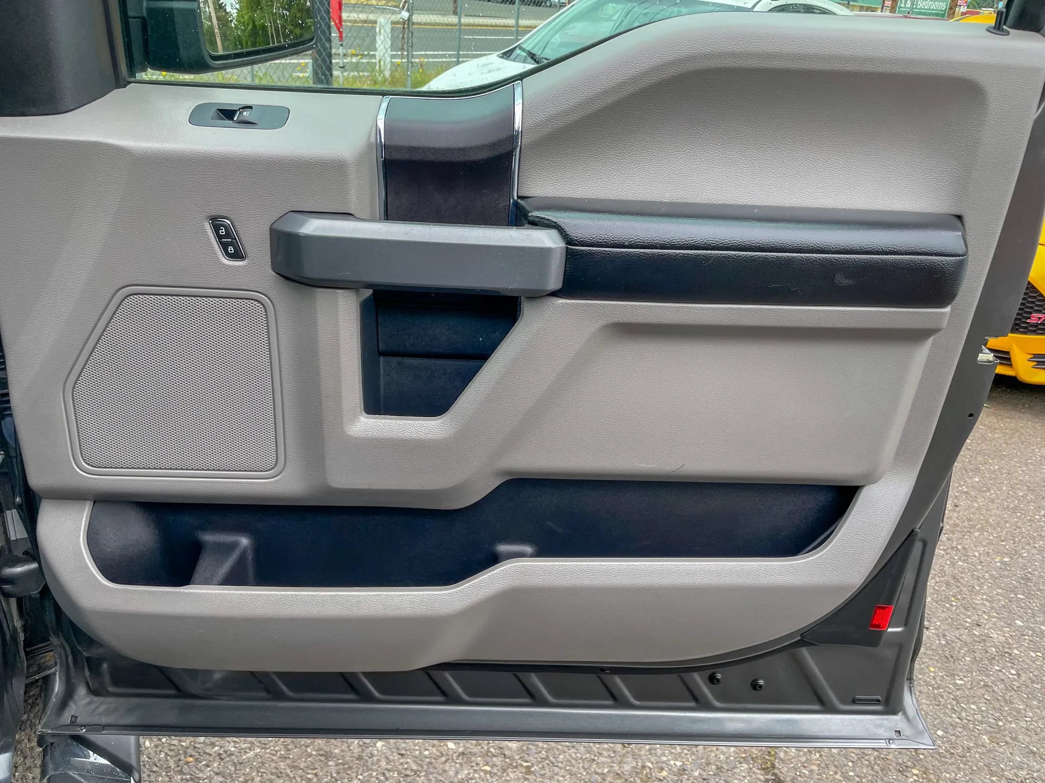 Used 2018 Ford F150 XLT AWD/4WD image 36