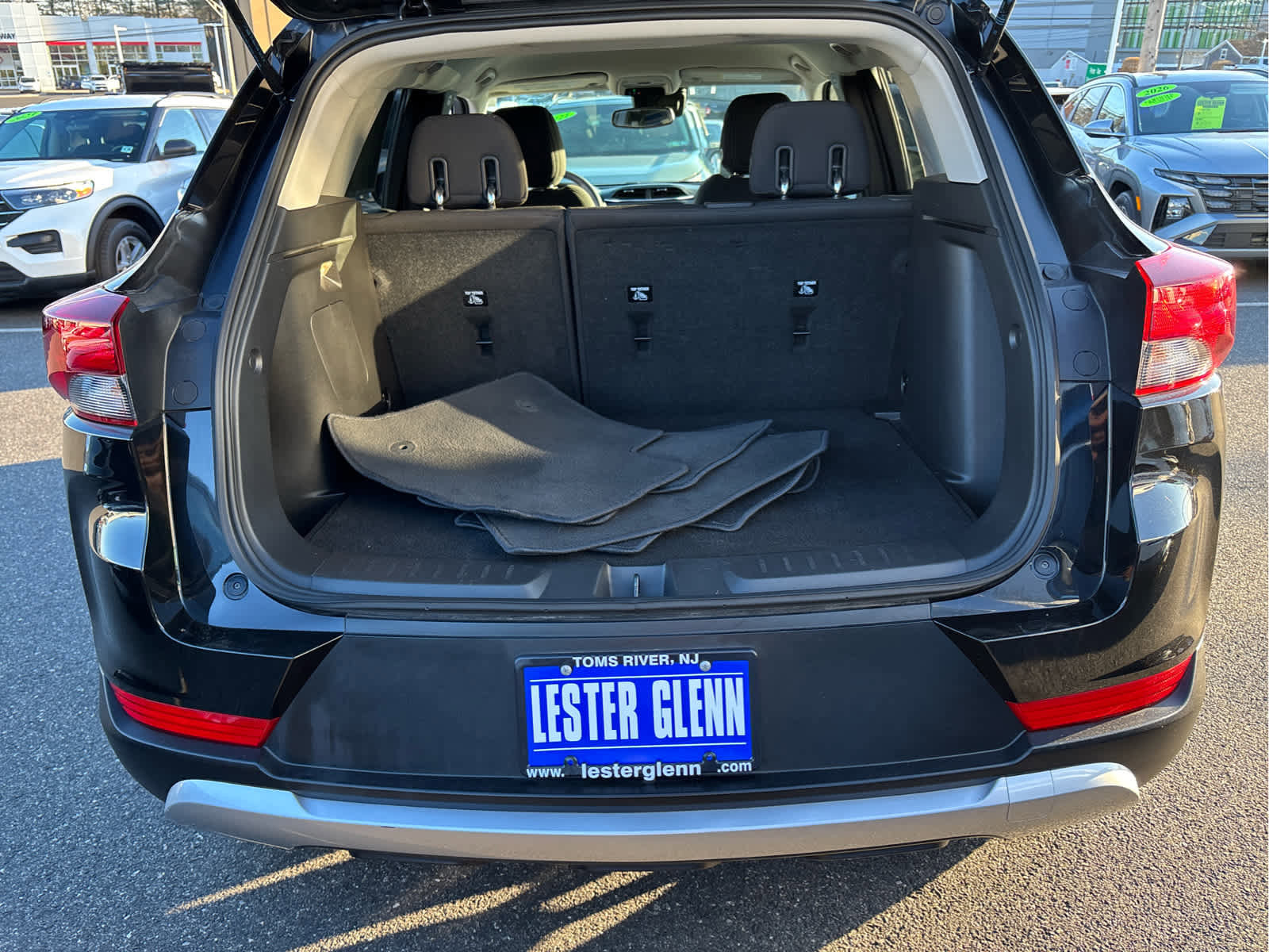 Certified 2023 Chevrolet TrailBlazer LT w/ Convenience Package FWD image 29