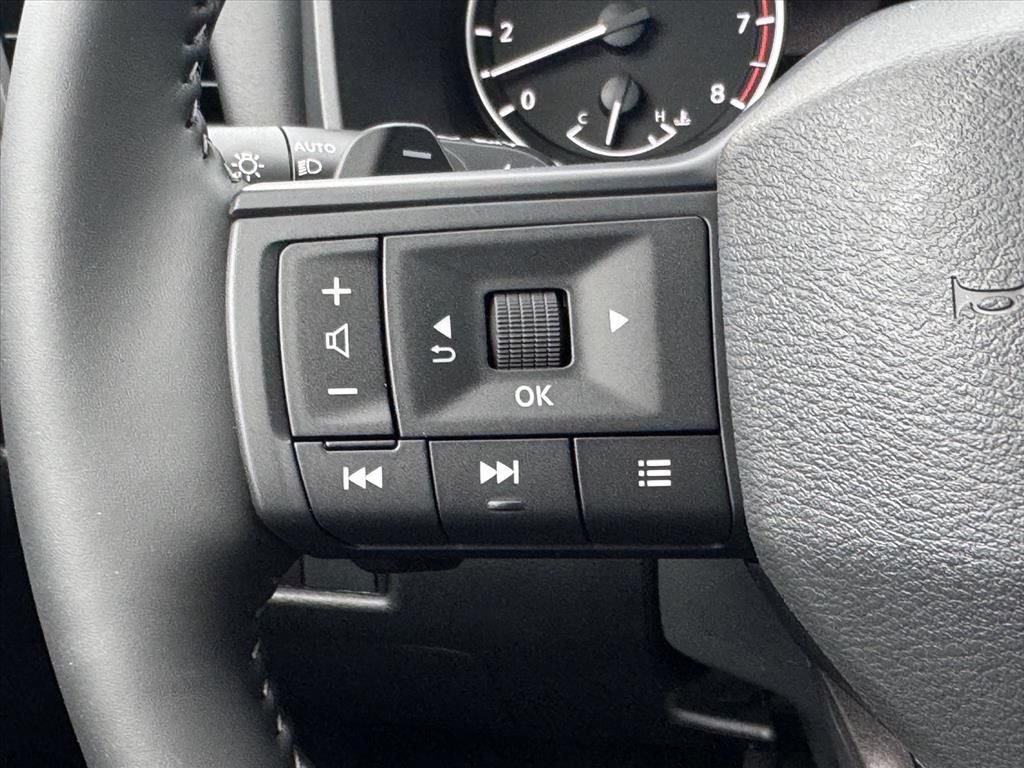 New 2026 Nissan Rogue SV FWD image 19