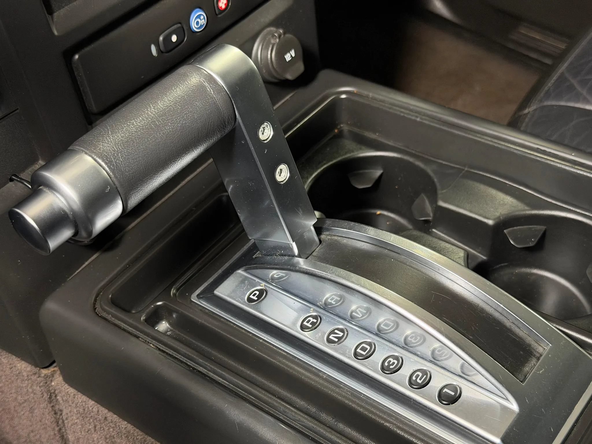 Used 2005 HUMMER H2 w/ Preferred Equipment Group AWD/4WD image 25