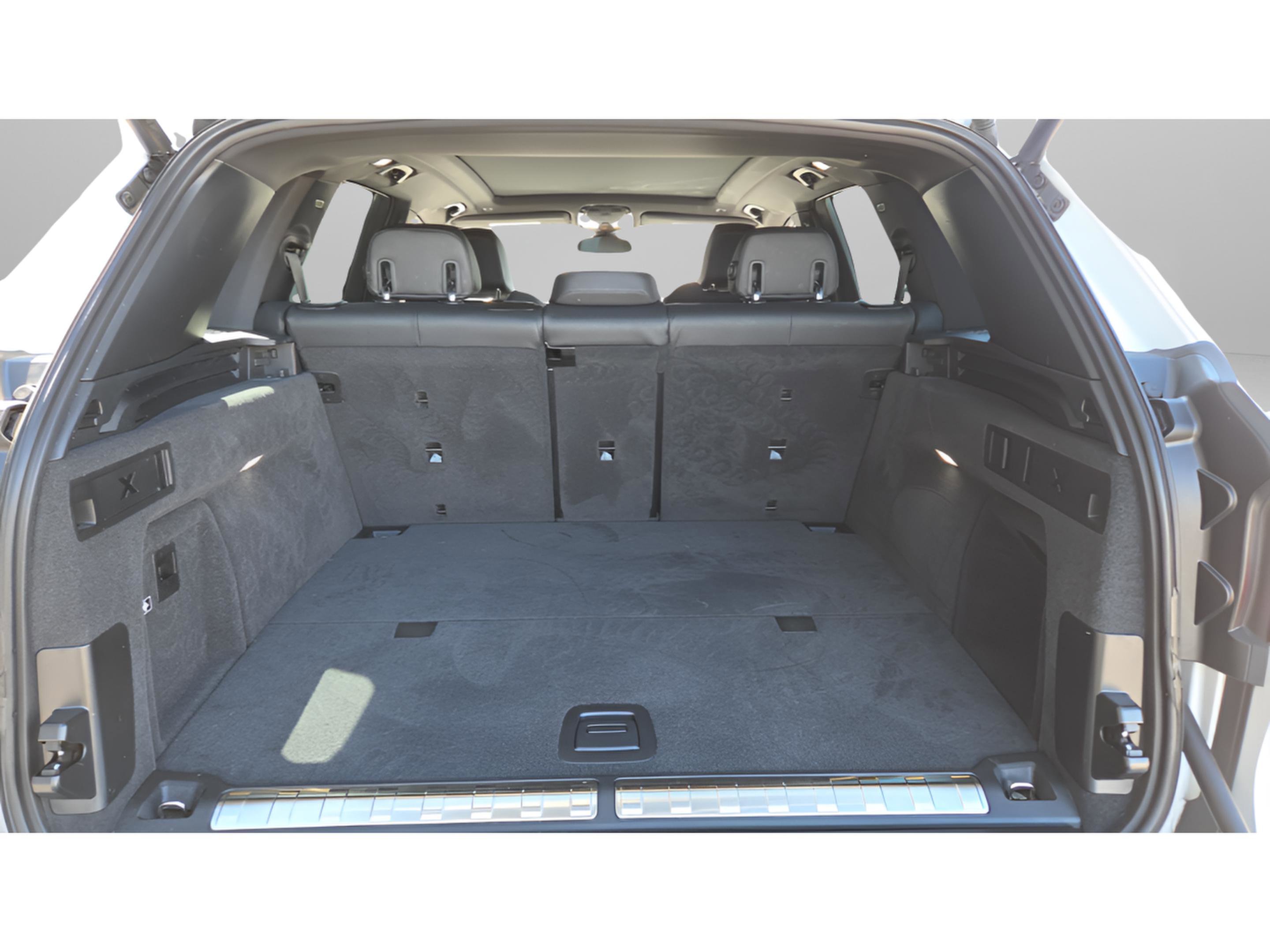 Used 2022 BMW X5 xDrive45e image 16