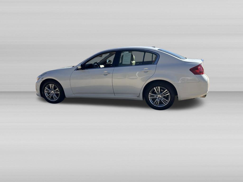 Used 2012 INFINITI G37 x Sedan w/ Premium Pkg AWD/4WD image 7