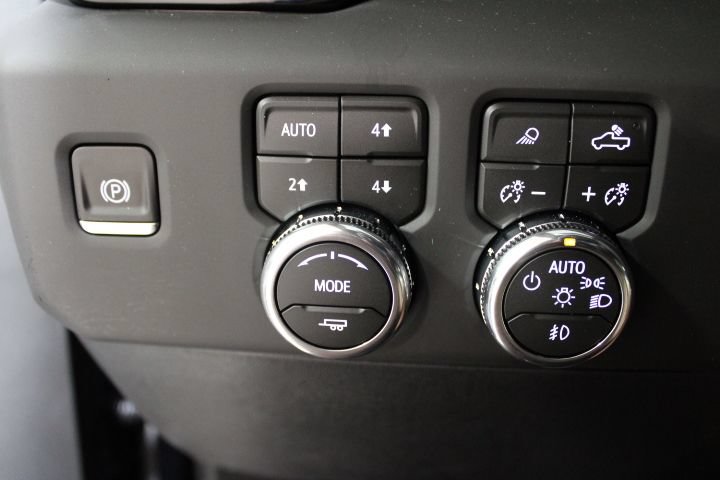 New 2026 GMC Sierra 2500 AT4X AWD/4WD image 42