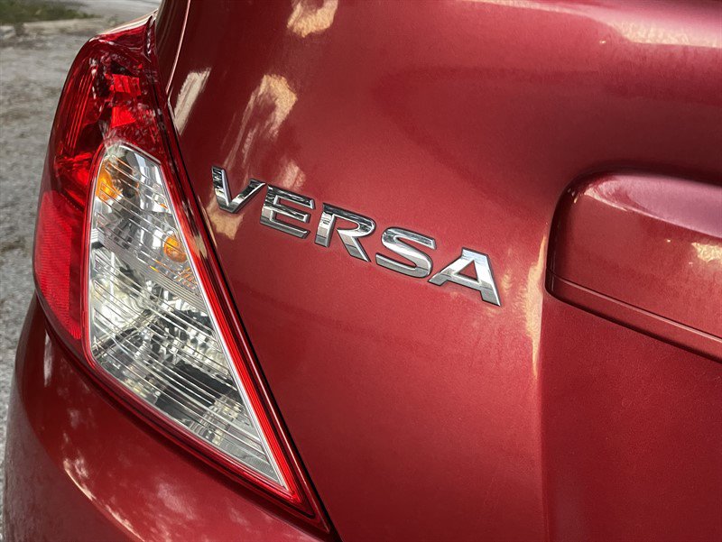 Used 2019 Nissan Versa S Plus image 22