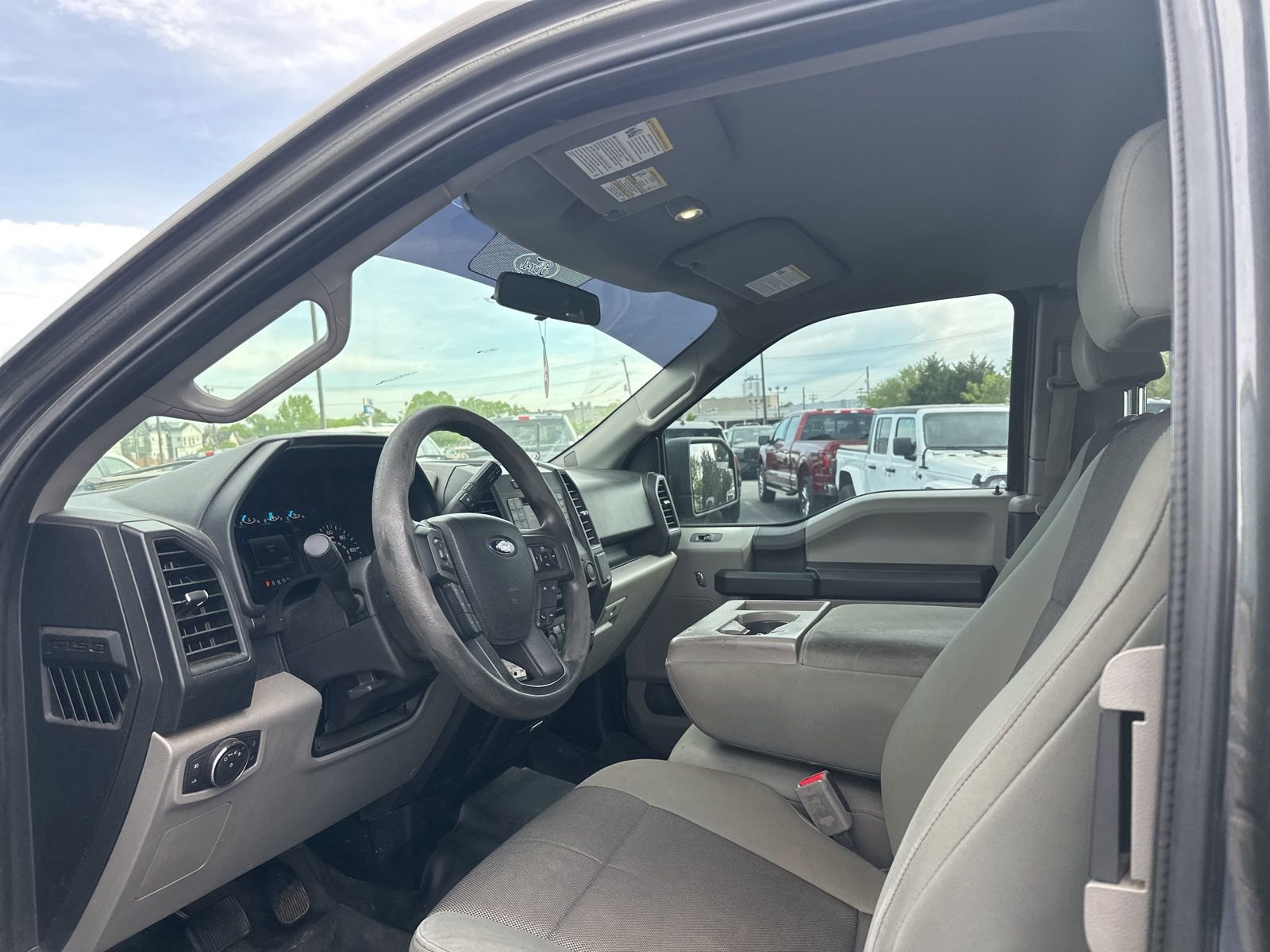 Used 2015 Ford F150 XL w/ Equipment Group 101A Mid AWD/4WD image 5