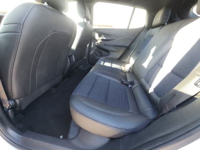 Used 2026 Buick Envista Preferred FWD image 25