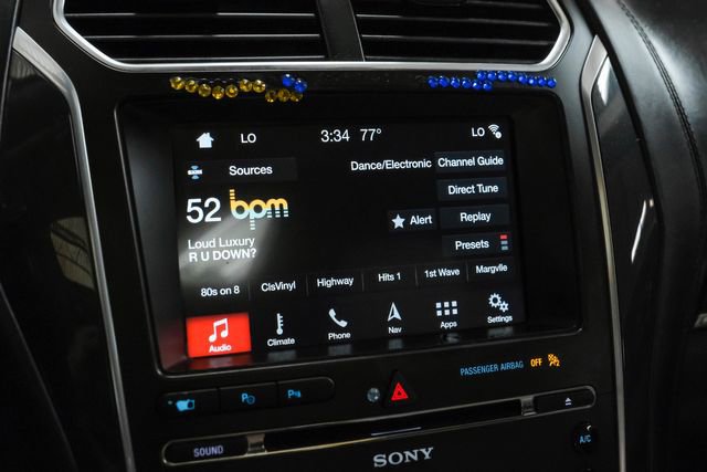 Used 2018 Ford Explorer Platinum image 28