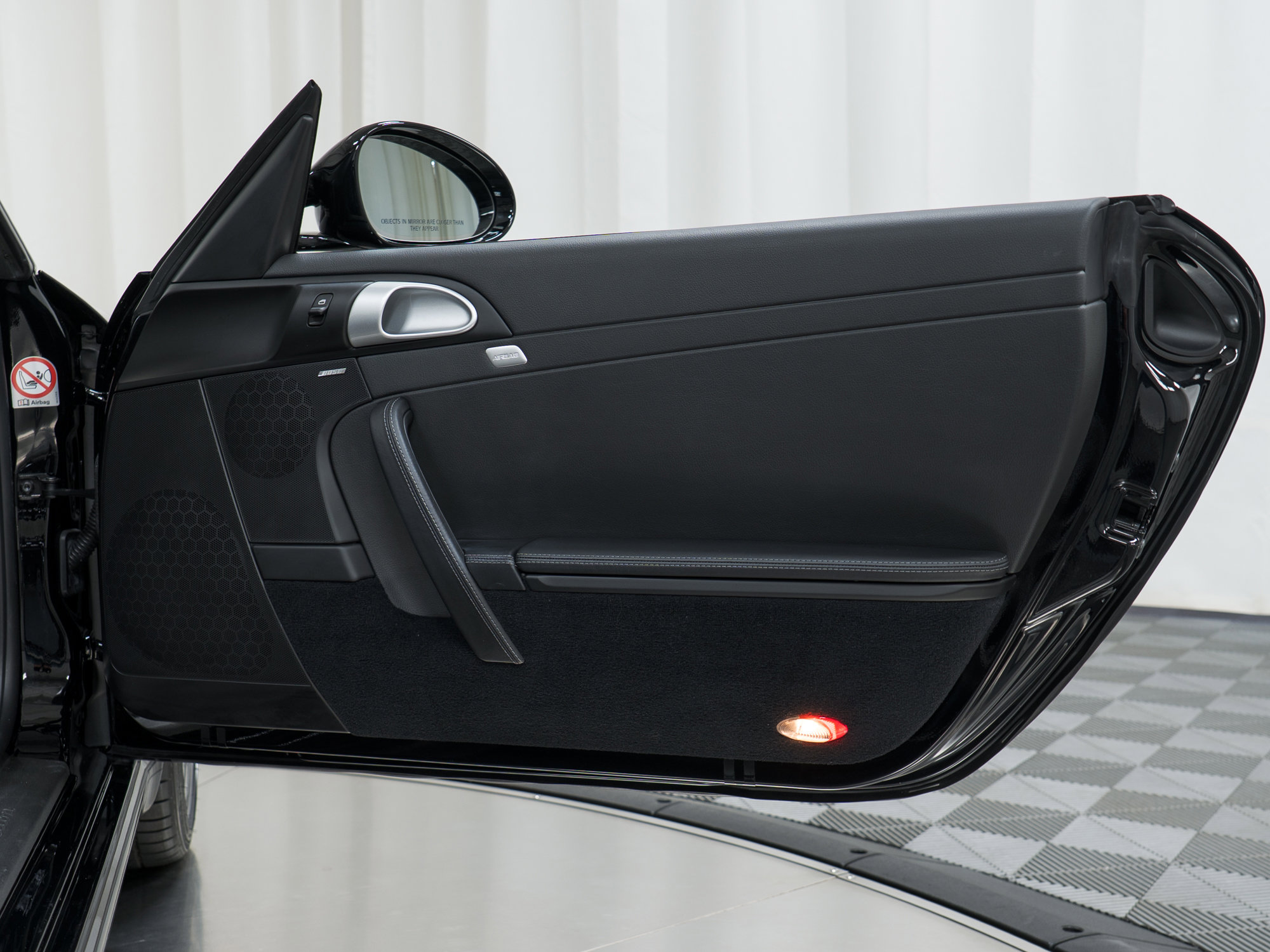 Used 2012 Porsche 911 Carrera Black Edition image 28