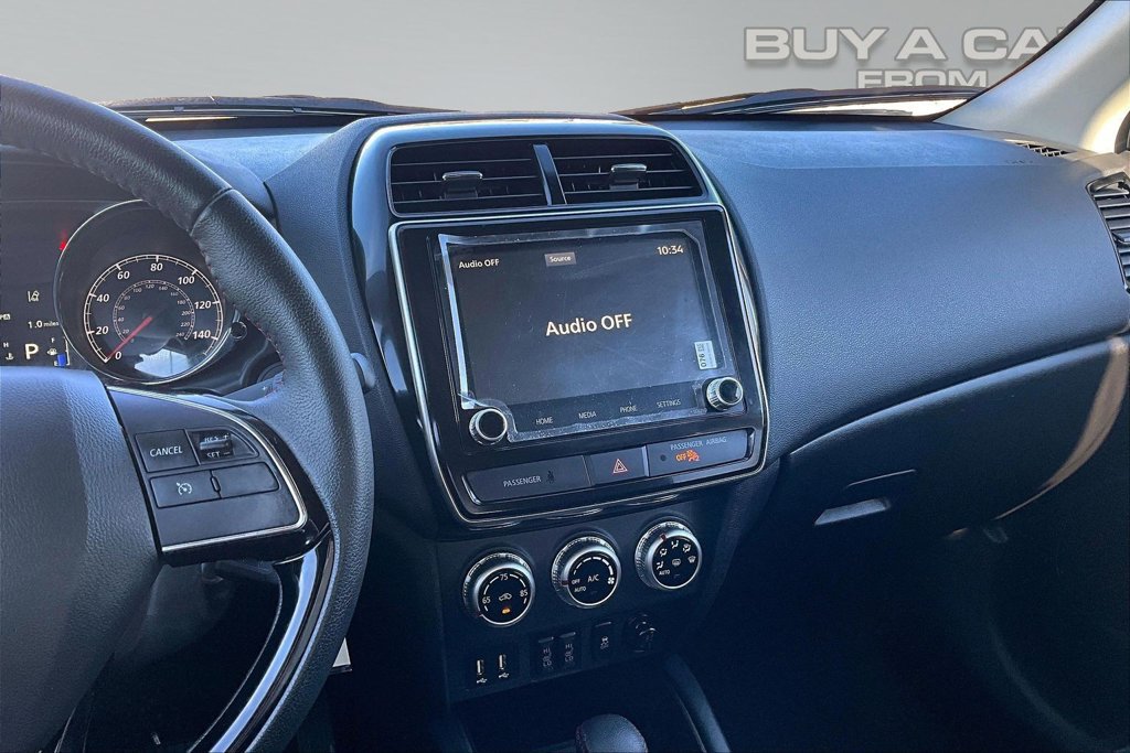 Used 2025 Mitsubishi Outlander Sport LE AWD/4WD image 6
