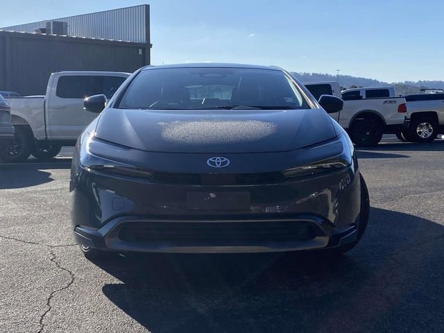 Used 2025 Toyota Prius XLE image 8