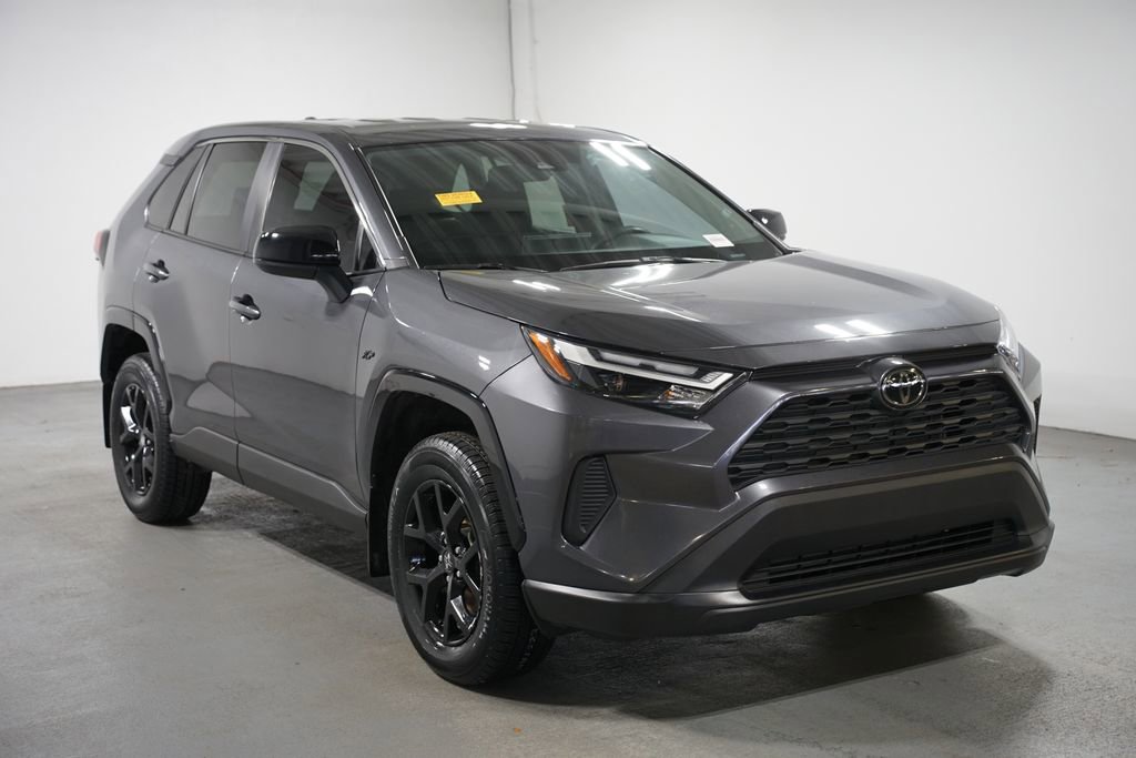 Certified 2024 Toyota RAV4 LE image 3