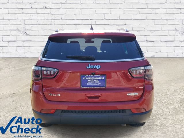 Used 2025 Jeep Compass Latitude AWD/4WD image 3