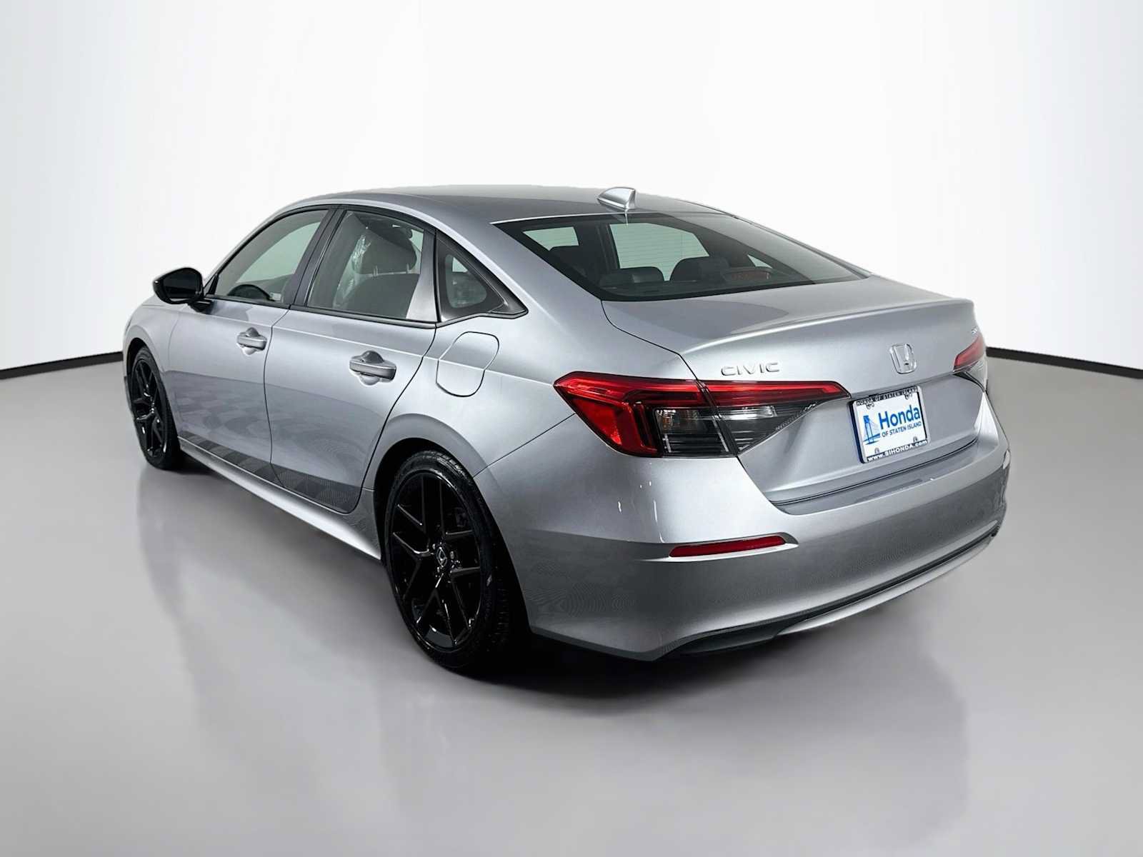 Used 2024 Honda Civic Sport image 5