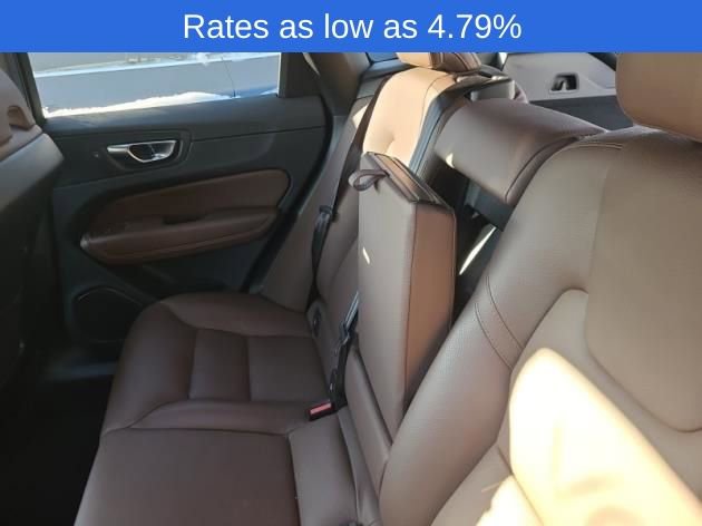 Certified 2023 Volvo XC60 B5 Plus w/ Climate Package image 10
