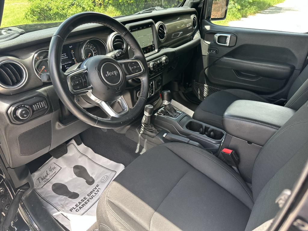 Used 2021 Jeep Gladiator Overland AWD/4WD image 9
