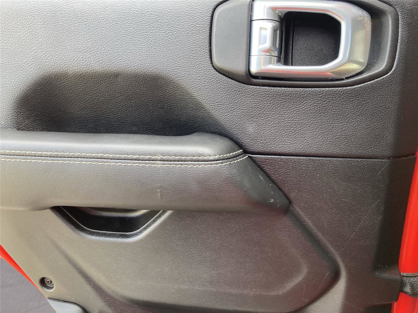 Used 2020 Jeep Gladiator Overland w/ Popular Equipment Package image 29