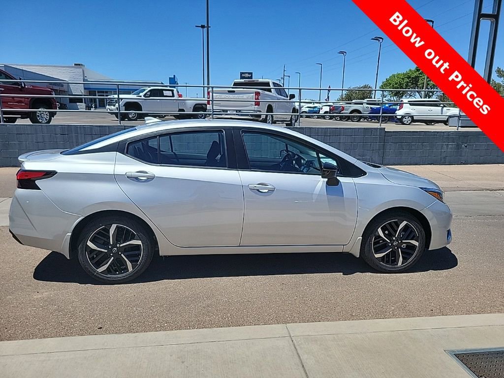 New 2025 Nissan Versa SR w/ Trunk Package image 8