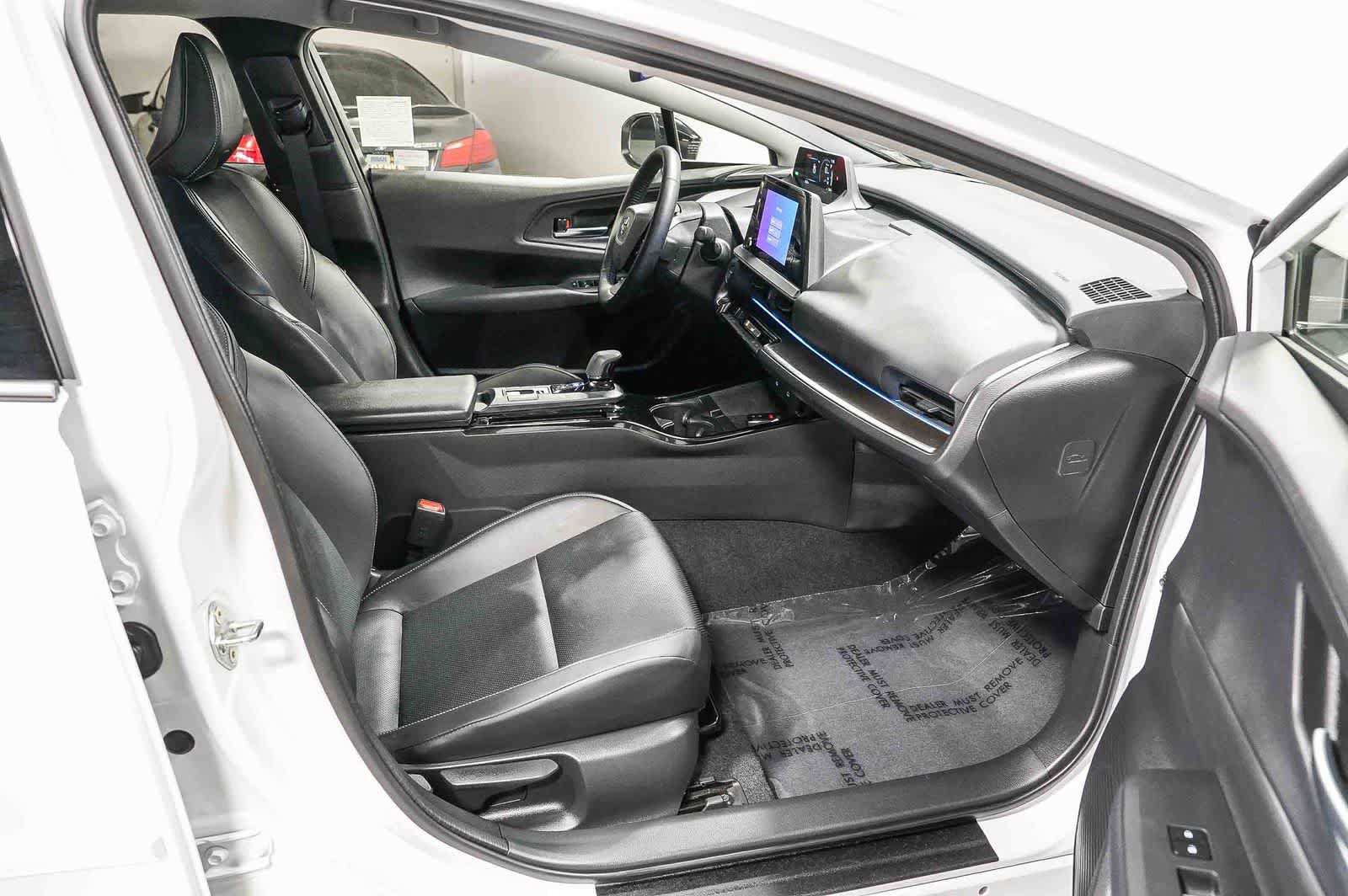Certified 2026 Toyota Prius FWD image 17
