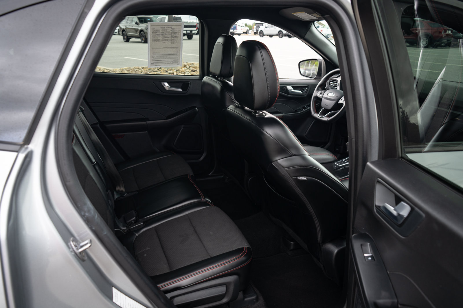 Used 2024 Ford Escape ST-Line w/ Cold Weather Package FWD image 20