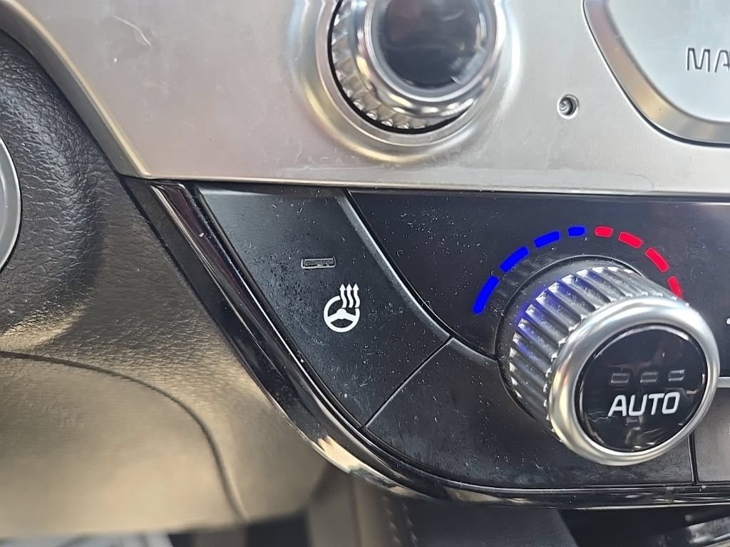 Used 2023 Kia Telluride EX AWD/4WD image 11
