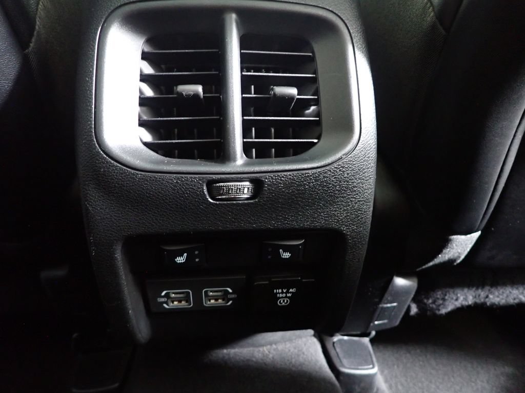 Used 2022 Jeep Cherokee Limited w/ Elite Package AWD/4WD image 38