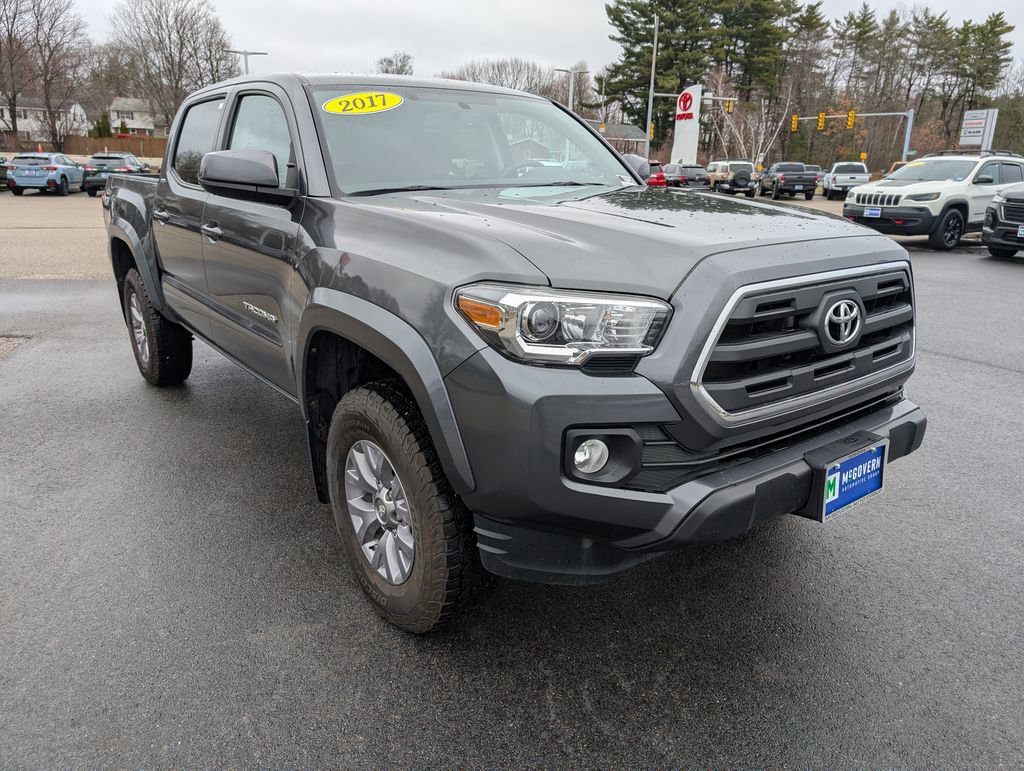 Used 2017 Toyota Tacoma SR5 w/ Tow Package image 7