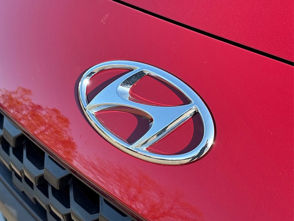 Certified 2023 Hyundai Kona SEL AWD/4WD image 13