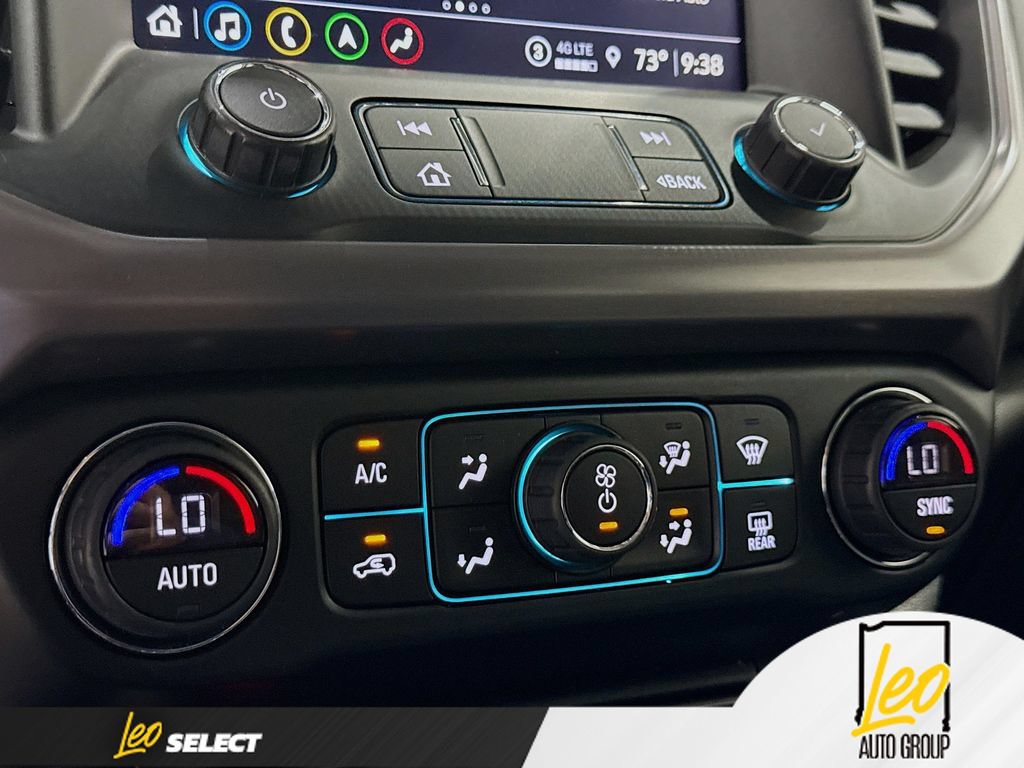 Used 2021 GMC Acadia AT4 w/ Technology Package AWD/4WD image 19