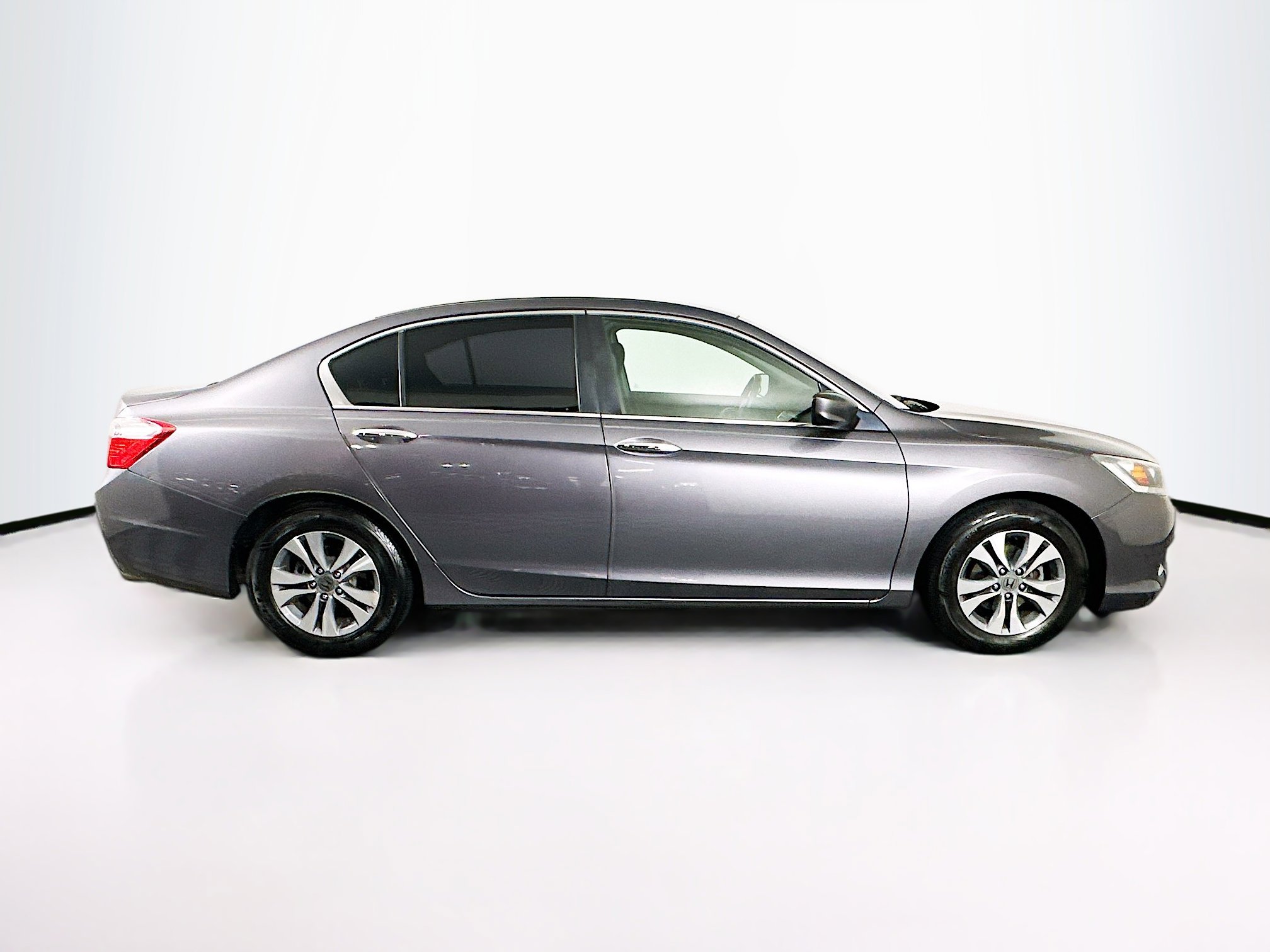 Used 2015 Honda Accord LX image 10