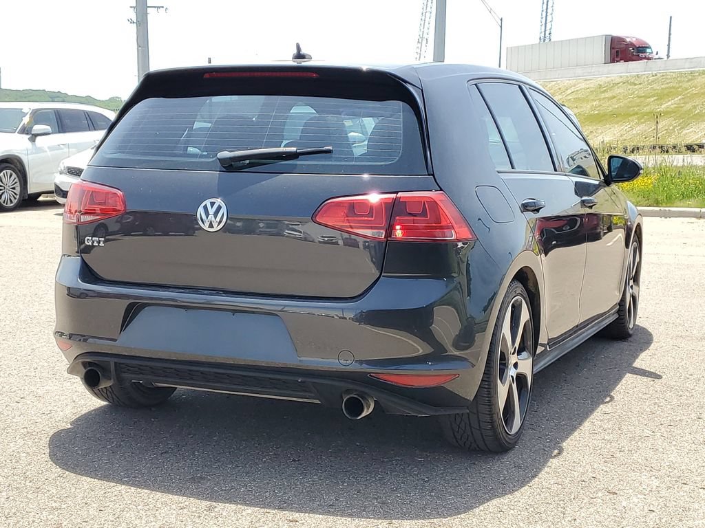 Used 2015 Volkswagen GTI SE FWD image 3