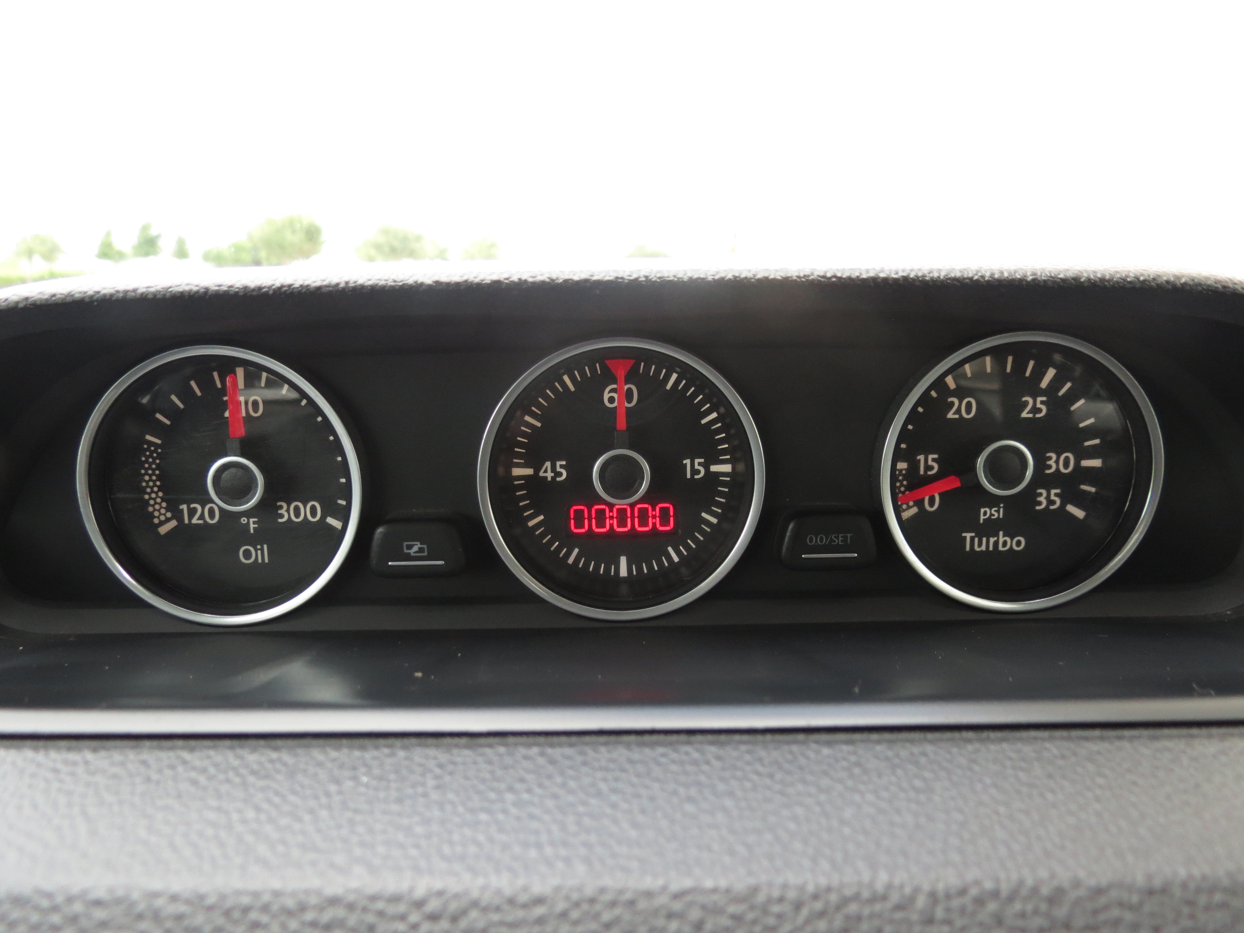 Used 2012 Volkswagen Beetle Turbo FWD image 18