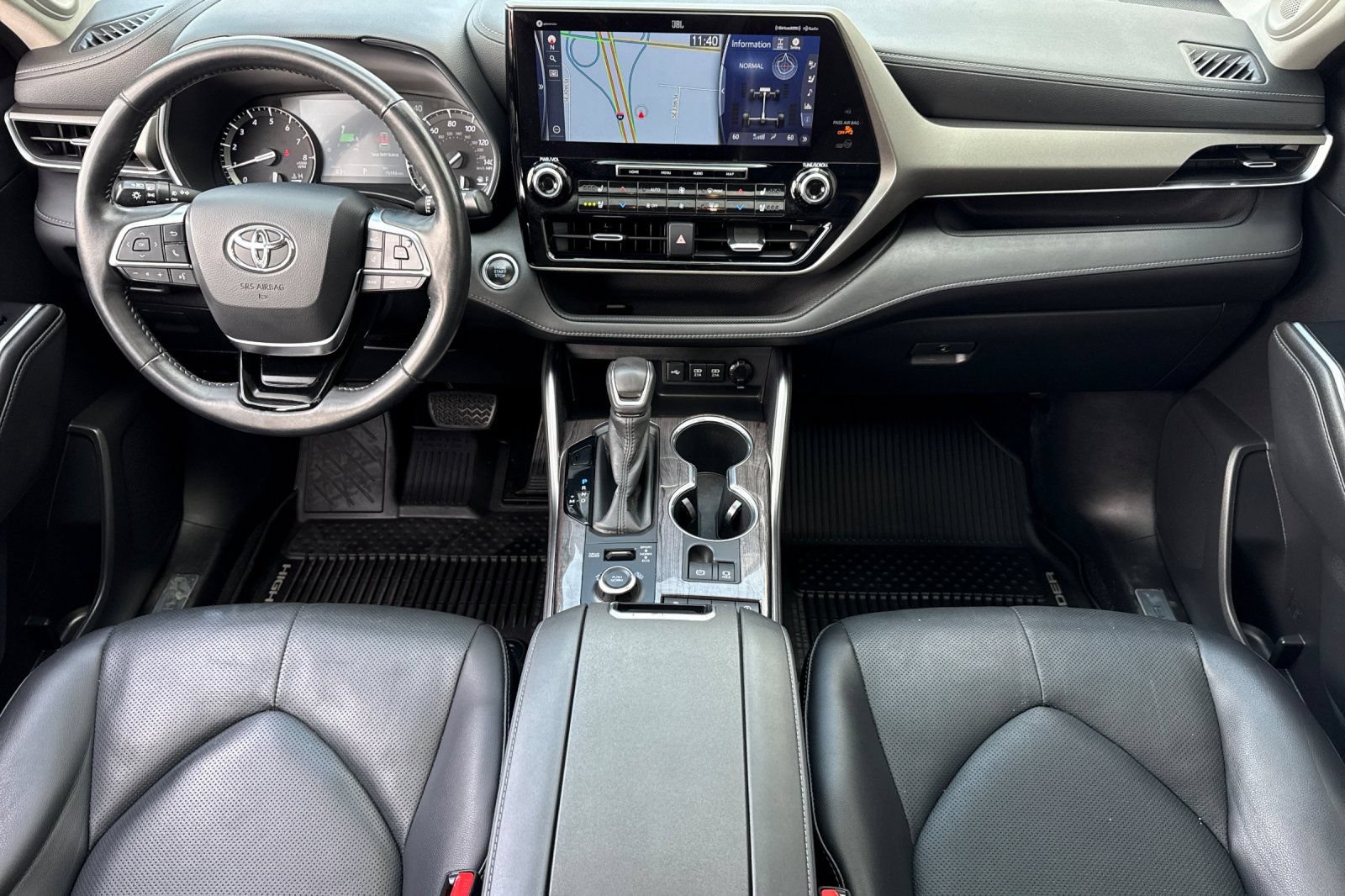 Used 2020 Toyota Highlander Limited AWD/4WD image 10