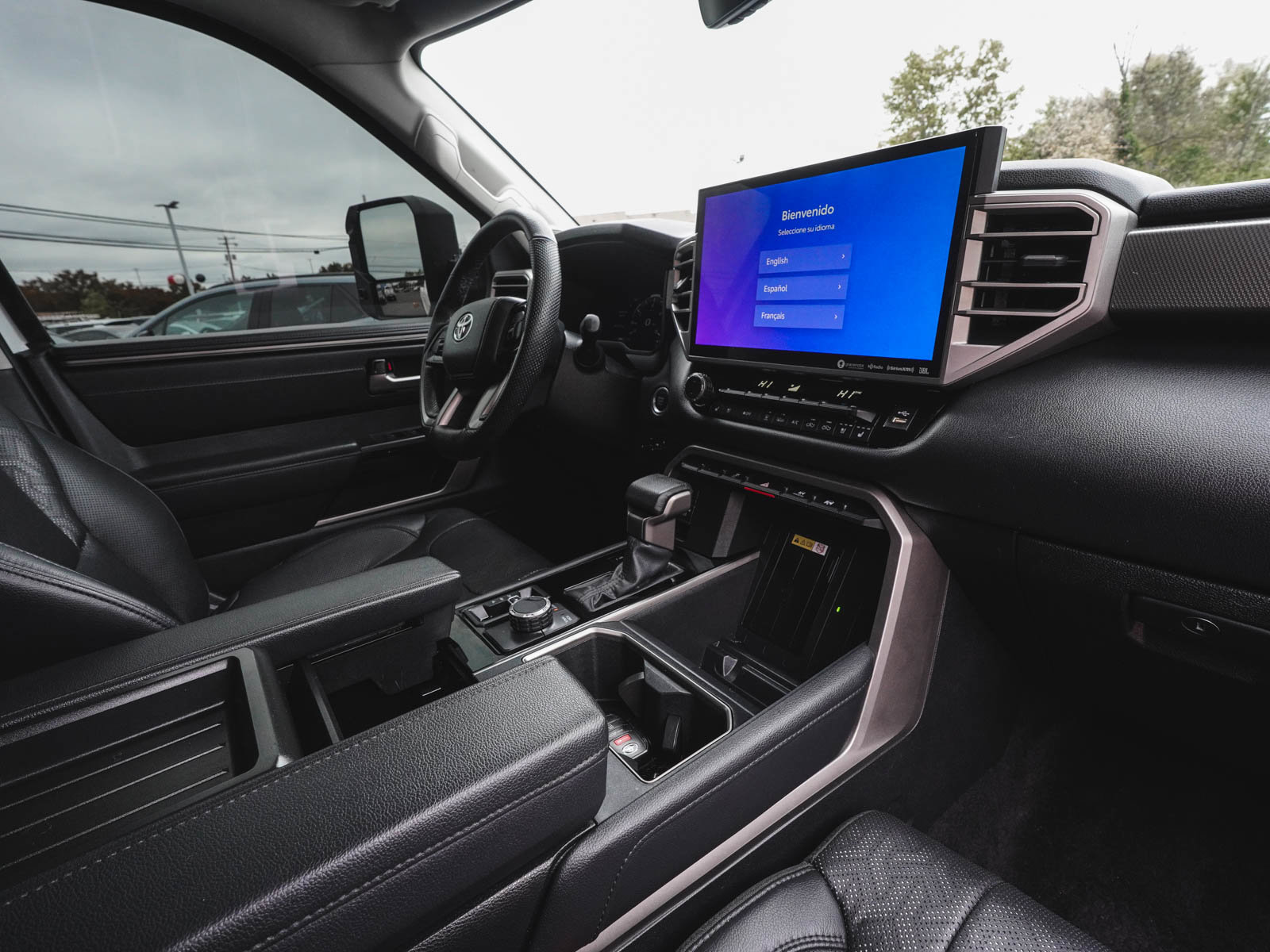 Used 2024 Toyota Tundra Limited image 43