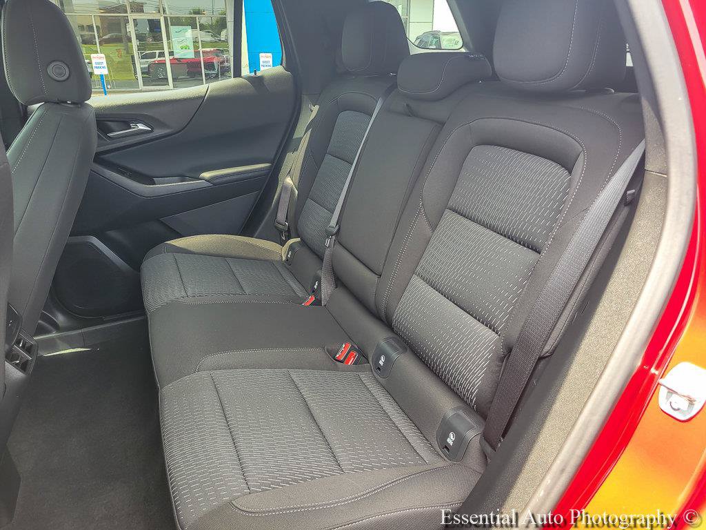 Certified 2026 Chevrolet Equinox LT AWD/4WD image 13