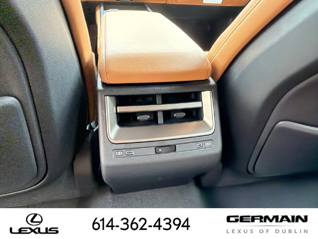 New 2026 Lexus ES 350e FWD image 13