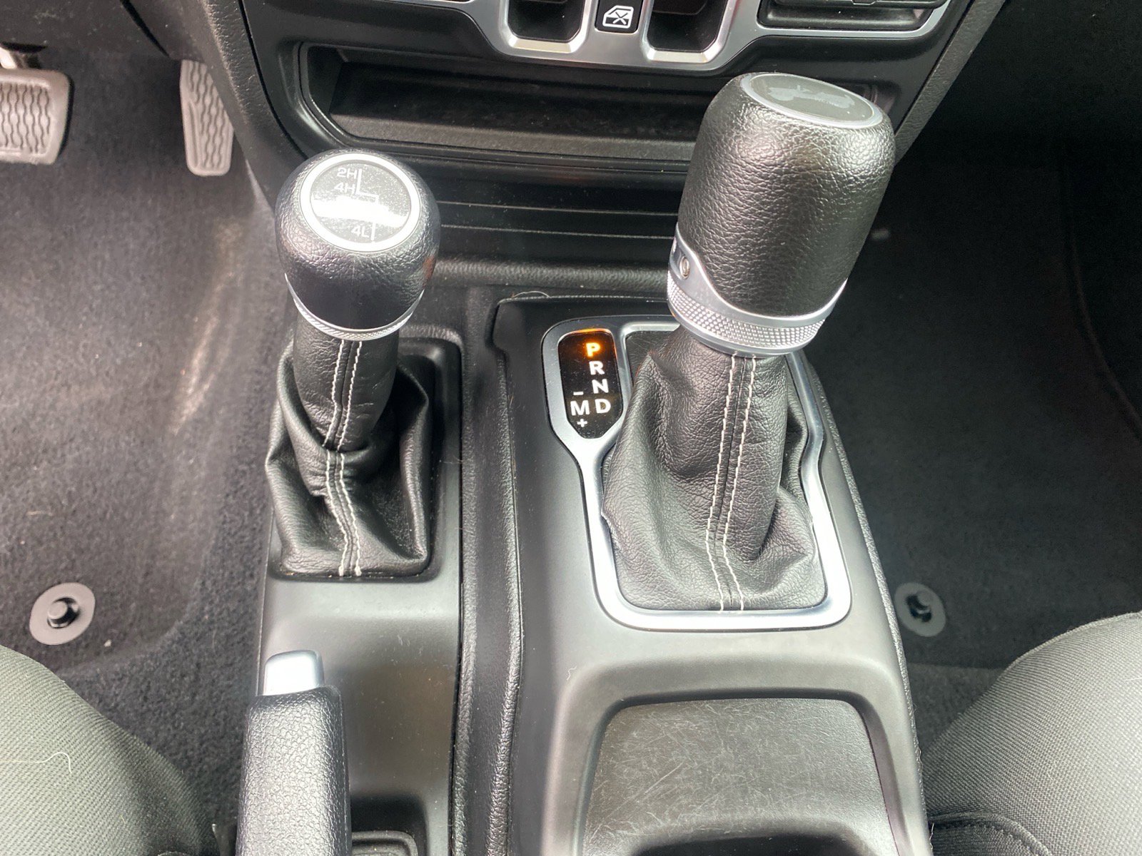 Used 2020 Jeep Wrangler Unlimited Sahara w/ Cold Weather Group image 12