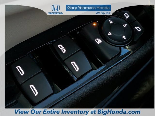 Used 2024 Chevrolet Equinox Premier FWD image 23