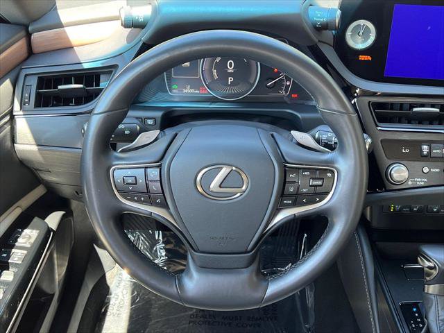 Certified 2025 Lexus ES 300h w/ Premium Package FWD image 24