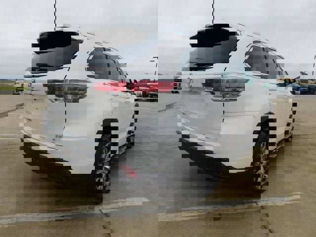 Used 2014 Toyota Highlander XLE image 5