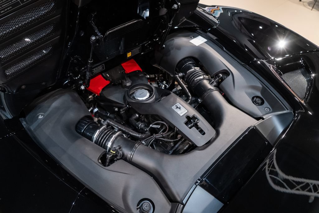 Certified 2023 Ferrari F8 Tributo RWD image 22