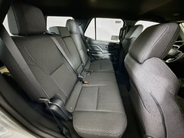 New 2026 Toyota 4Runner SR5 AWD/4WD image 24
