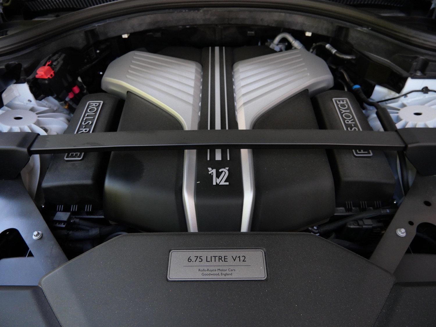 Certified 2023 Rolls-Royce Cullinan w/ Cullinan Package AWD/4WD image 33