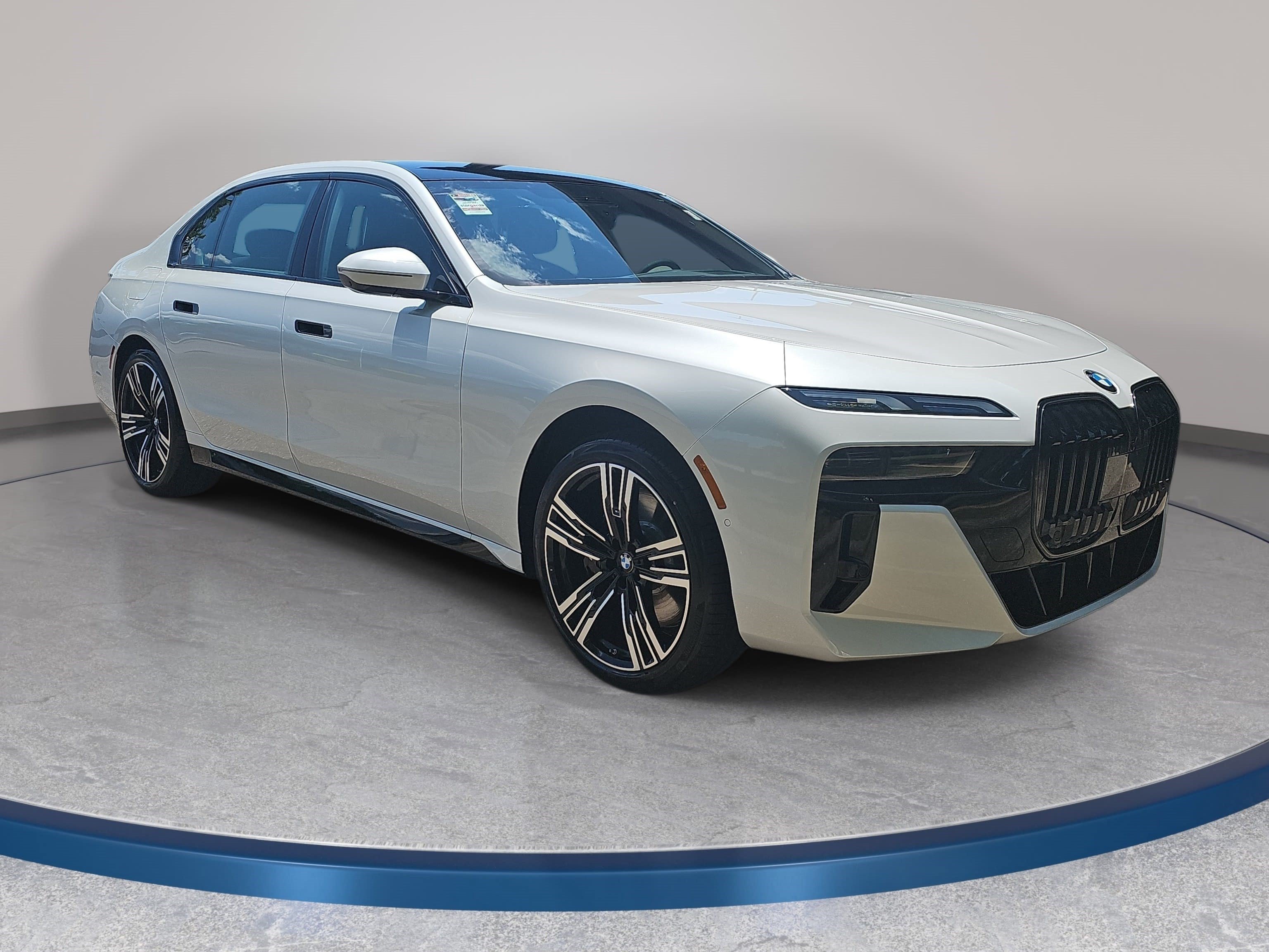 New 2026 BMW 740i RWD image 3