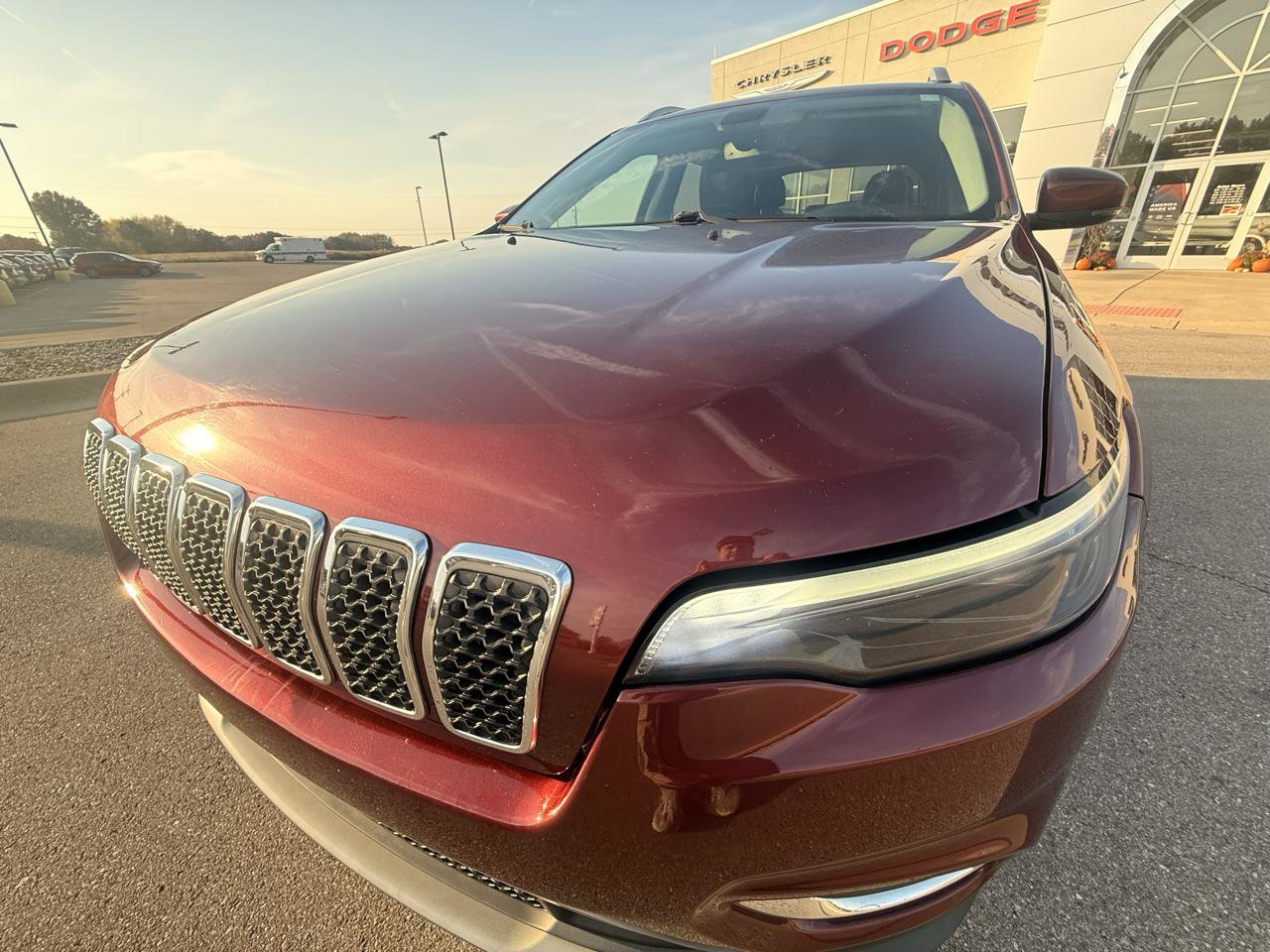 Used 2020 Jeep Cherokee Limited AWD/4WD image 9